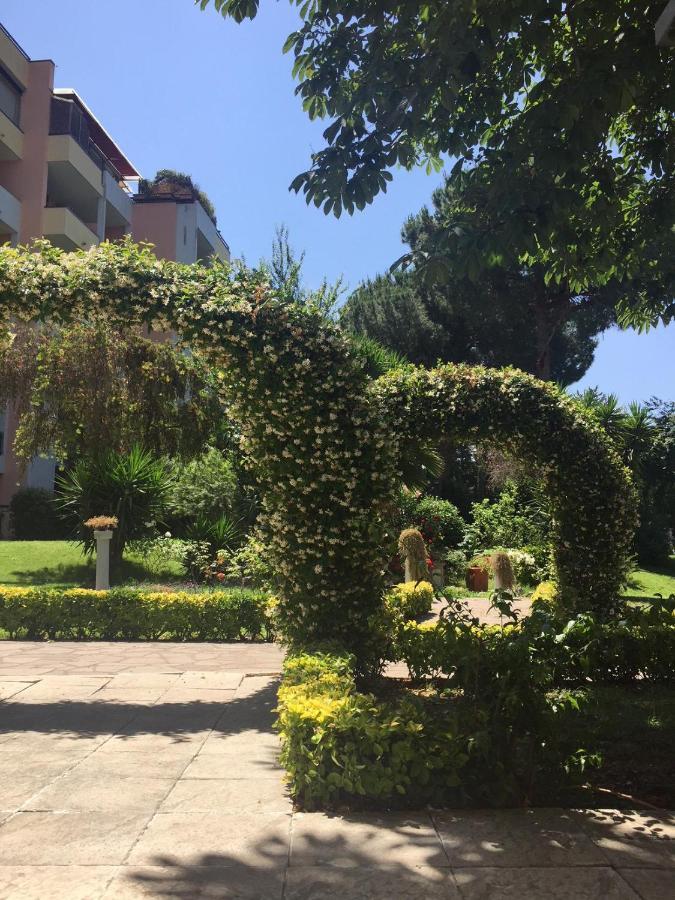 Parco Tirreno Hotel روما المظهر الخارجي الصورة