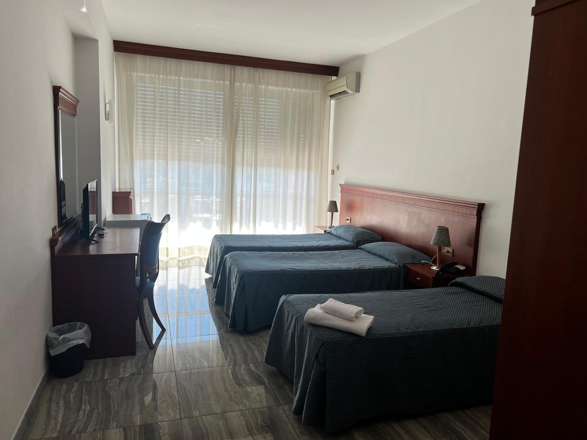 Parco Tirreno Hotel روما المظهر الخارجي الصورة