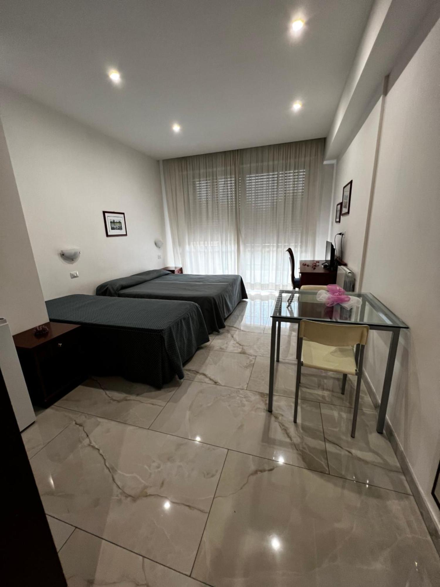 Parco Tirreno Hotel روما المظهر الخارجي الصورة