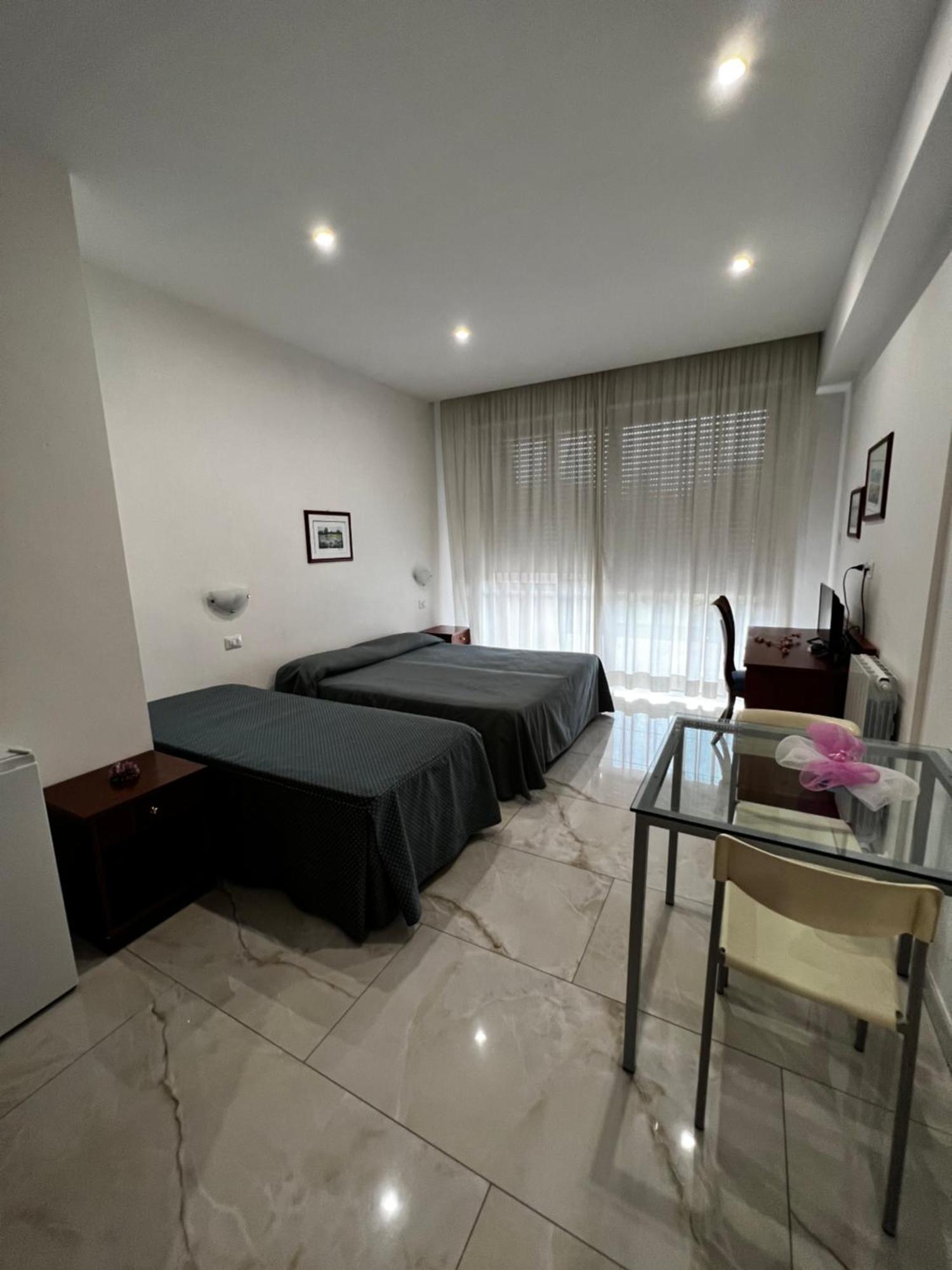 Parco Tirreno Hotel روما المظهر الخارجي الصورة