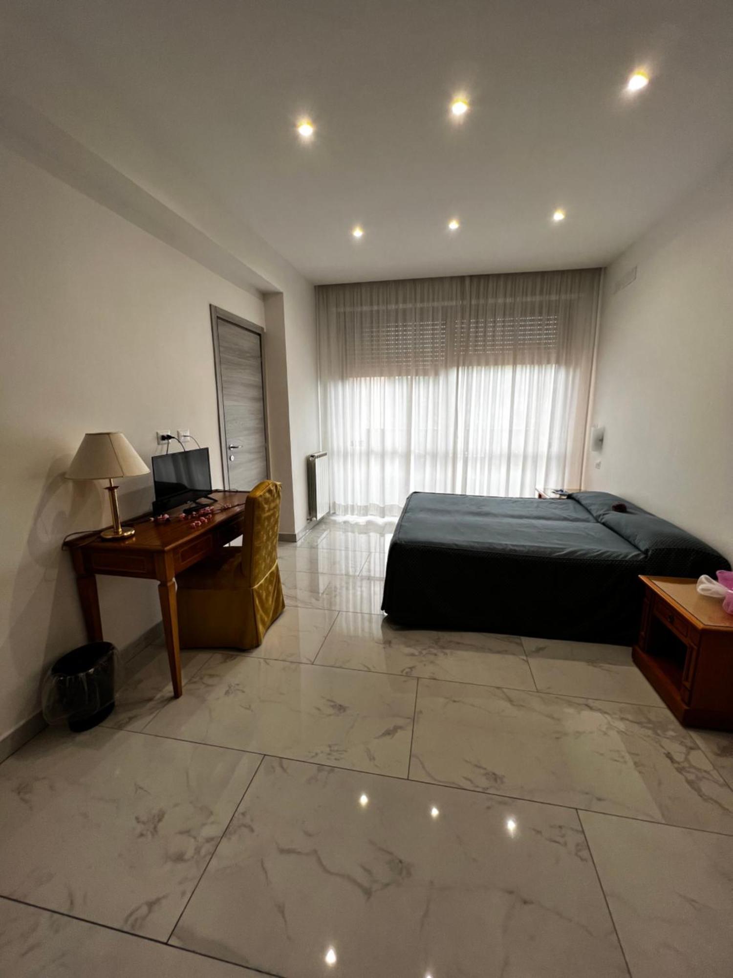 Parco Tirreno Hotel روما المظهر الخارجي الصورة